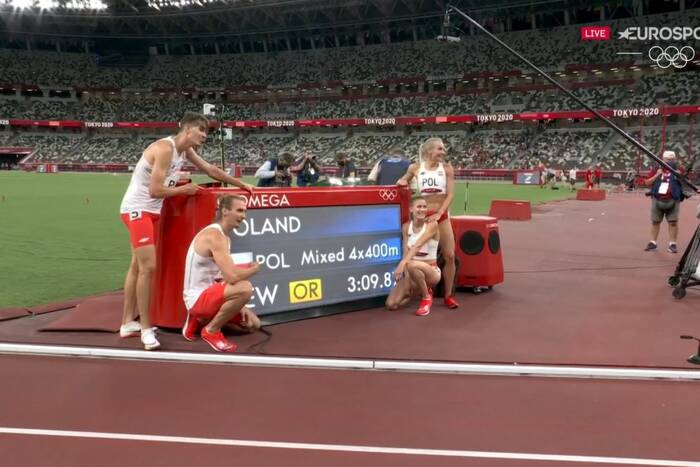 Twitter oszalał po złotym medalu dla polskich biegaczy. "Kosmos! Wyrwali to, co im się absolutnie należało"