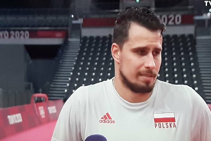 "Cholernie nam przykro. Chce się płakać". Polscy siatkarze załamani po odpadnięciu z igrzysk olimpijskich
