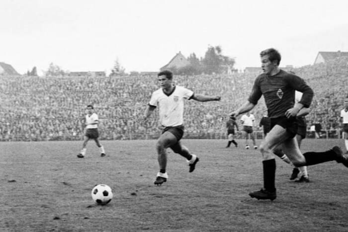 Świat żegna zmarłego Gerda Muellera. "Odeszła legenda, będziemy pamiętać"