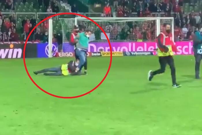 Agresywny mężczyzna wtargnął na boisko po meczu Bayernu Monachium. "Niesamowite sceny" [WIDEO]
