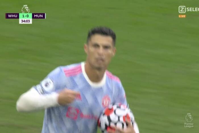 Kolejny gol Cristiano Ronaldo w Manchesterze United! Portugalczyk pokonał Łukasza Fabiańskiego [WIDEO]