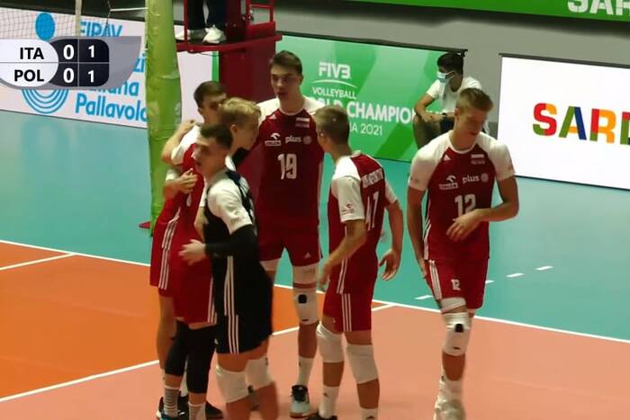 Polscy siatkarze zmarnowali szansę na awans do finału mistrzostw świata. Porażka młodzieżowej kadry Polscy siatkarze zmarnowali szansę na awans do finału mistrzostw świata. Porażka młodzieżowej kadry