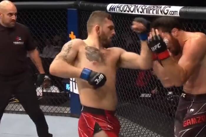 Polak znokautował rywala na UFC 267! Zakończył walkę już w pierwszej rundzie [WIDEO]