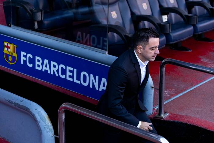 Składy na mecz FC Barcelona - Espanyol. Xavi postawił na debiutanta 