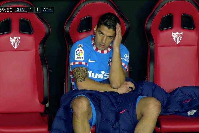 Luis Suarez wpadł w furię po decyzji Diego Simeone. "Dupek zasr***"