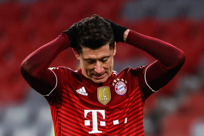 Kolejna wygrana Bayernu Monachium w Bundeslidze. Robert Lewandowski nie dokończył spotkania [WIDEO]