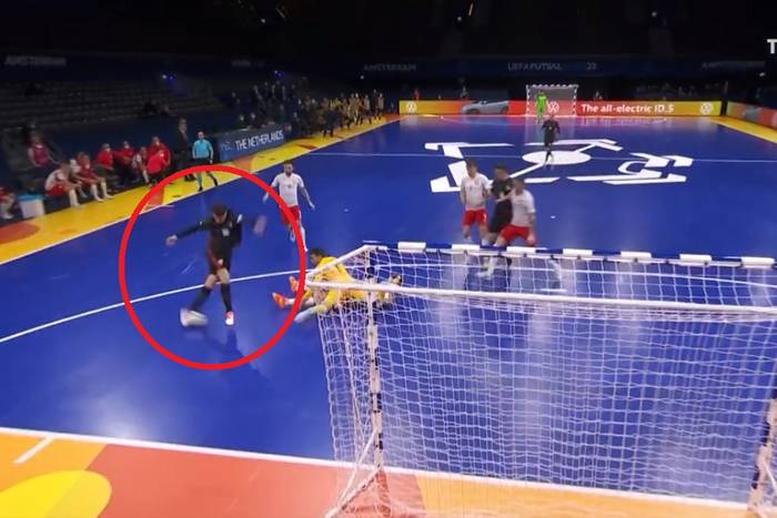 Polacy przegrali na mistrzostwach Europy w futsalu. Nieziemski gol dla Chorwacji [WIDEO]