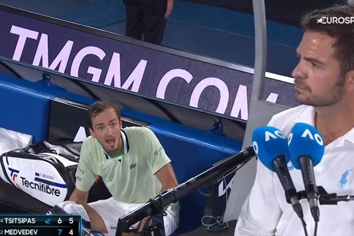 Furia Daniiła Miedwiediewa w półfinale Australian Open. "Czy ty jesteś głupi? Jak możesz być tak zły?" [WIDEO]