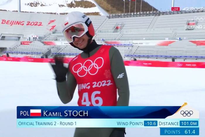 Kamil Stoch w świetnej formie tuż przed olimpijskim konkursem! Triumf Polaka na treningu w Chinach [WIDEO]