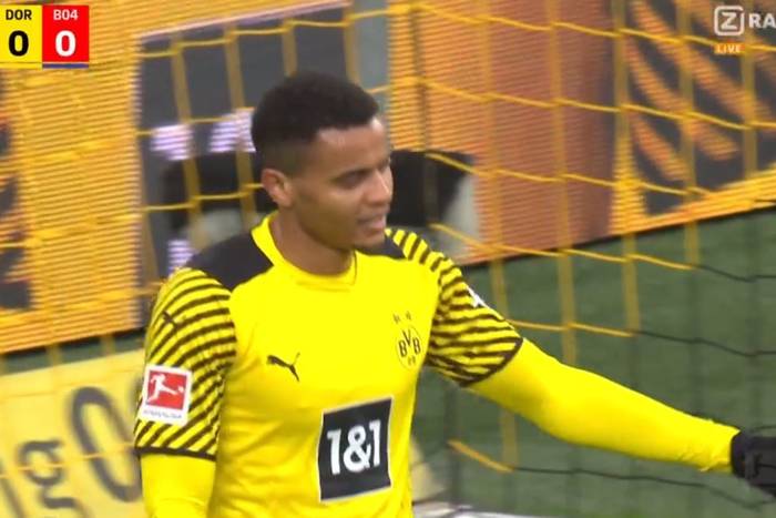 Borussia Dortmund rozbita na własnym boisku. Komedia pomyłek w obronie wicelidera Bundesligi