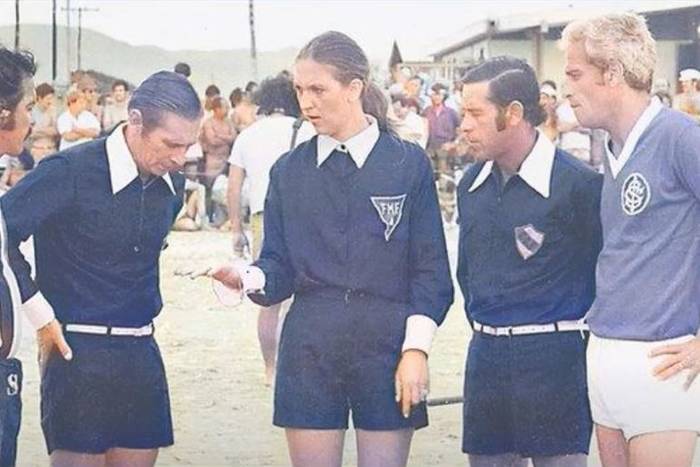 To ona dała przykład innym kobietom w futbolu. Mimo seksizmu i obrzydliwych żartów