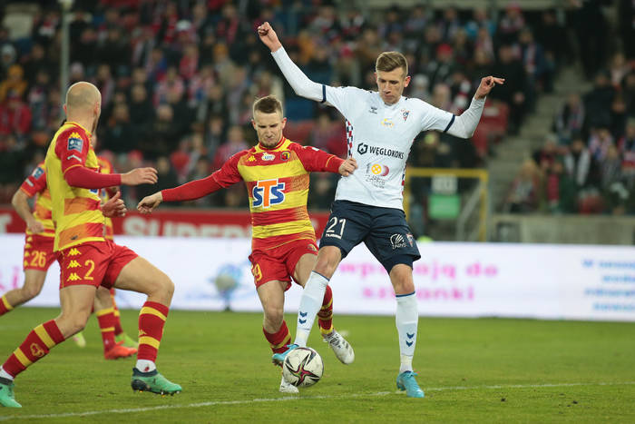 Jagiellonia Białystok wyrwała zwycięstwo nad Górnikiem Zabrze! Gol w doliczonym czasie dał jej wygraną [WIDEO]