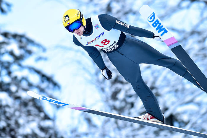 Medaliści olimpijscy opuszczą Puchar Świata w skokach narciarskich. FIS podjęła decyzję