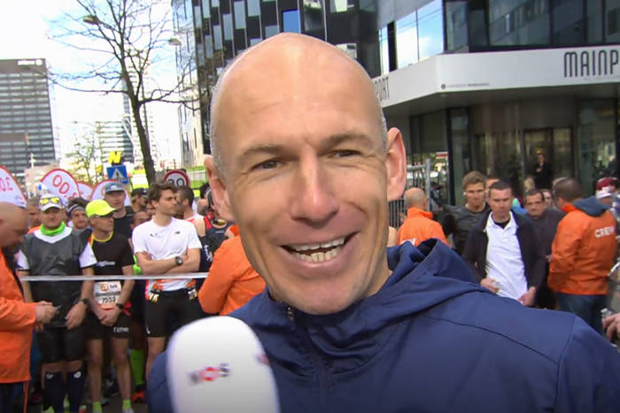 "Niektórzy powiedzieliby, że jestem idiotą". Arjen Robben przebiegł pierwszy maraton