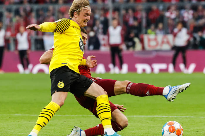 Julian Brandt chce opuścić Borussię Dortmund. Włodarze wycenili pomocnika