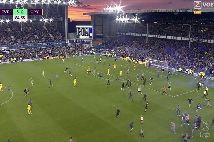 Everton pewny utrzymania w Premier League! Niesamowita pogoń dała "The Toffees" bezcenne zwycięstwo [WIDEO]