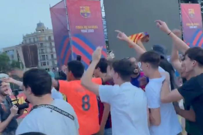 Kibice FC Barcelony dworują z Realu Madryt. "Gdzie jest wasz Mbappe?!" [WIDEO]