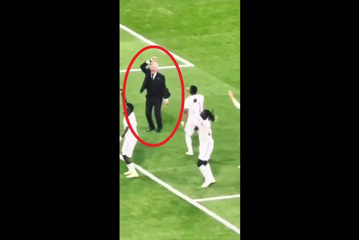 Szalony taniec Carlo Ancelottiego. Tak cieszył się ze zwycięstwa w Lidze Mistrzów [WIDEO]