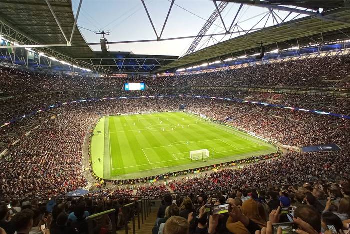 Messi znów był wielki. Święto futbolu na Wembley od wewnątrz. W tym kierunku powinna podążać UEFA