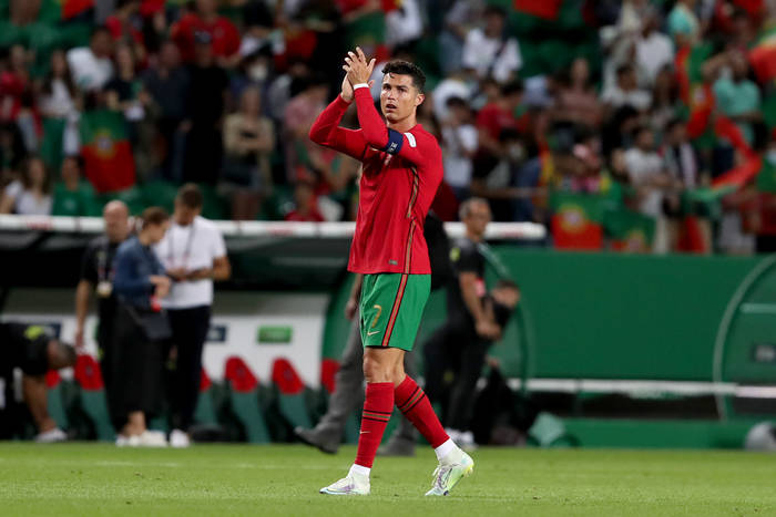 Media: Szokujący transfer Cristiano Ronaldo? Dwa kluby w grze o podpis Portugalczyka