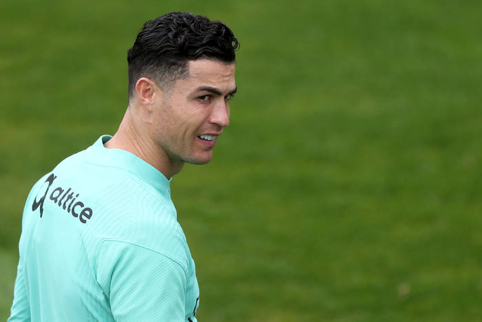 Hasan Salihamidzić zapytany o transfer Cristiano Ronaldo do Bayernu. Zdecydowane słowa dyrektora