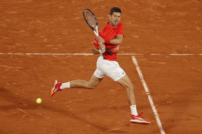 Carlos Alcaraz - Novak Djoković gdzie oglądać? Transmisja na żywo w TV i stream online z półfinału French Open
