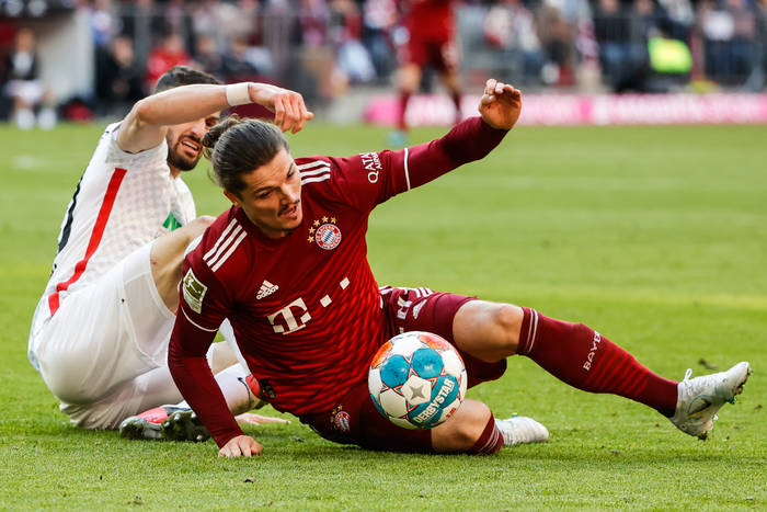 Piłkarz Bayernu odmawia odejścia. Zamierza powalczyć o miejsce w składzie