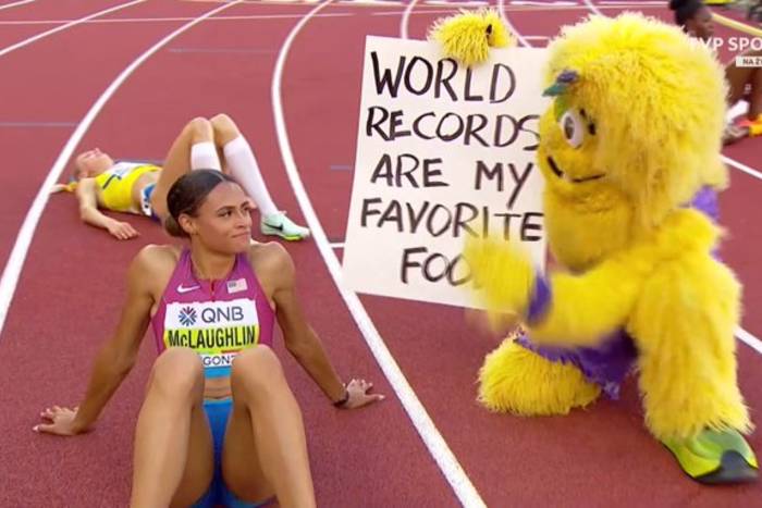 Kosmiczny rekord świata w Eugene! Sydney McLaughlin frunęła nad bieżnią [WIDEO]