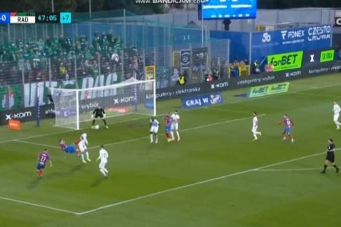 Spektakularna bramka napastnika Rakowa Częstochowa! "Wow, gol sezonu" [WIDEO]