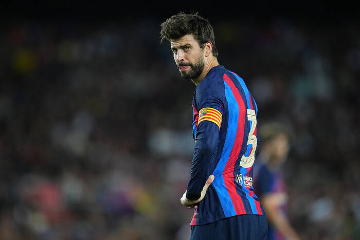 FC Barcelona chciała ukarać Gerarda Pique za spowodowanie szkód dla klubu. El Mundo ujawniło kulisy