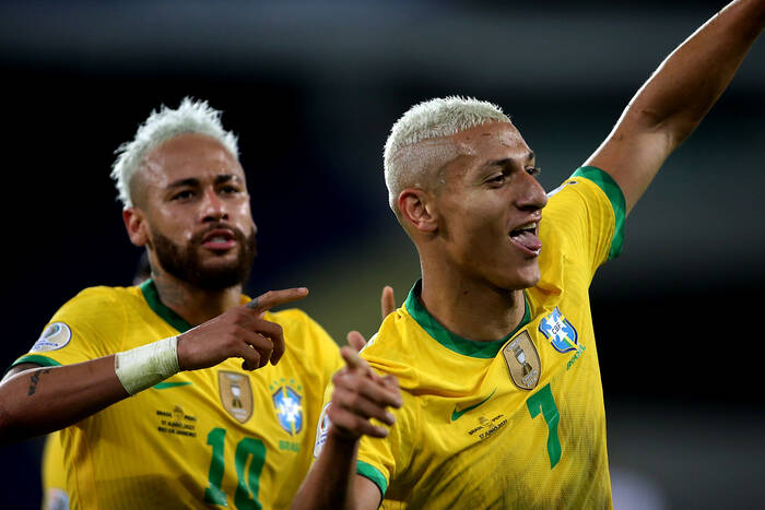 Brazylia rozbiła uczestnika mistrzostw świata! Dwa gole Richarlisona [WIDEO]