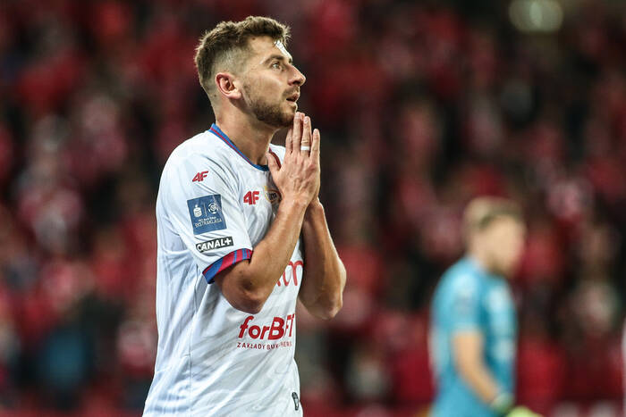 Raków Częstochowa nie wykorzystał okazji na fotel lidera. Widzew przetrwał napór wicemistrzów Polski