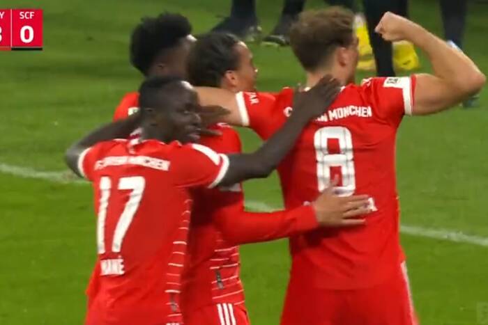 Bayern Monachium zabawił się z Freiburgiem. Pięć goli i deklasacja w wykonaniu mistrzów Niemiec [WIDEO]