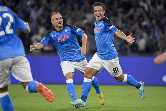 Napoli blisko przedłużenia kontraktu ze swoim czołowym graczem. Fabrizio Romano podał szczegóły