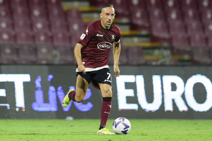 Franck Ribery zakończył piłkarską karierę! Piękna przygoda Francuza dobiegła końca