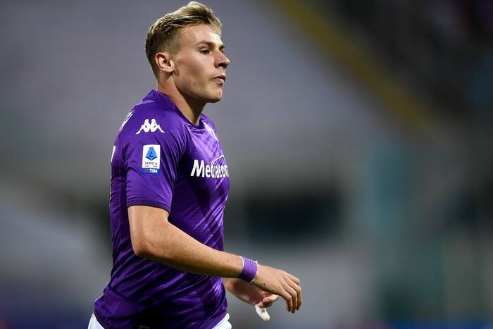 Szymon Żurkowski blisko zmiany klubu. Fiorentina wyceniła reprezentanta Polski