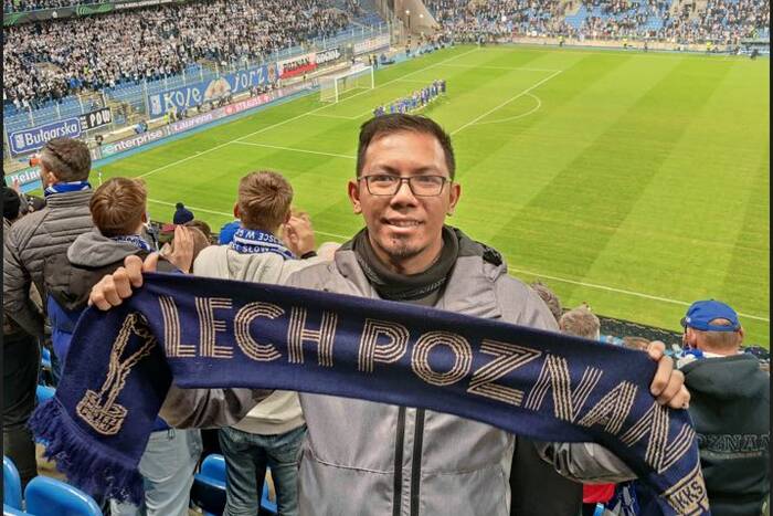 Lech zyskał wyjątkowego kibica. Ten spełnił jedno z marzeń. "Co za atmosfera! Wspaniałe chwile"