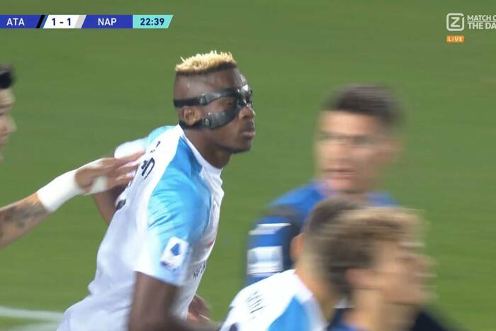 Zieliński dołożył cegiełkę do ważnego zwycięstwa. Napoli umocniło się na pozycji lidera! [WIDEO]