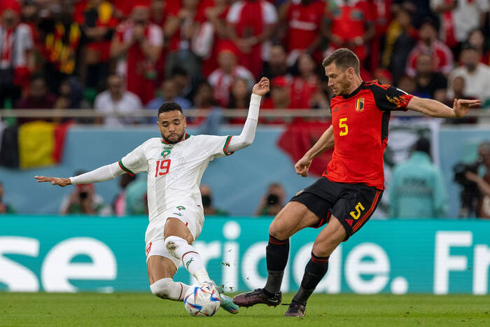"Atakujemy źle, bo nasi napastnicy są za starzy". Burza w reprezentacji Belgii. Piłkarze kłócą się w mediach