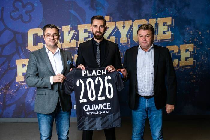 Kluczowy piłkarz przedłużył kontrakt z Piastem Gliwice. Wcześniej łączono go z głośnym transferem