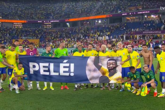 Wyjątkowy gest brazylijskich piłkarzy po awansie do ćwierćfinału MŚ. Wyrazili wsparcie dla Pelego [WIDEO]