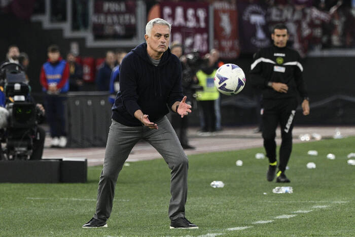 Jose Mourinho rozchwytywany. Jeszcze jedna wielka reprezentacja chce zatrudnić słynnego szkoleniowca