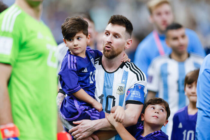 Leo Messi wybrał klub, w którym będzie kontynuował karierę. Kolejny dziennikarz potwierdza