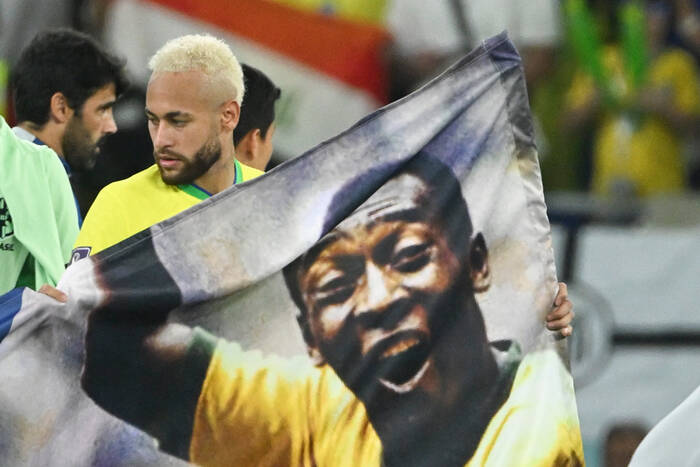 "Przed nim futbol był tylko sportem". Neymar pożegnał Pelego. Piękne słowa brazylijskiego gwiazdora