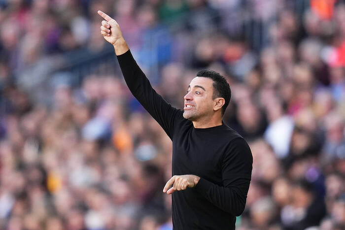 "Uderzyliśmy w stół". Xavi komentuje wygraną FC Barcelony z Atletico. Widzi większy zysk niż tylko trzy punkty