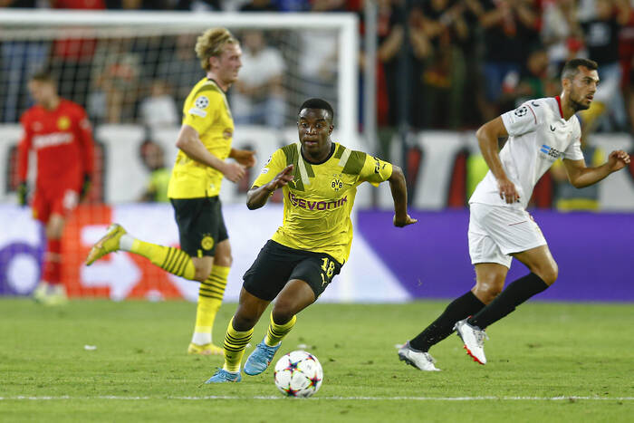 Koniec sagi transferowej z Youssoufą Moukoko. Borussia Dortmund wydała oficjalny komunikat