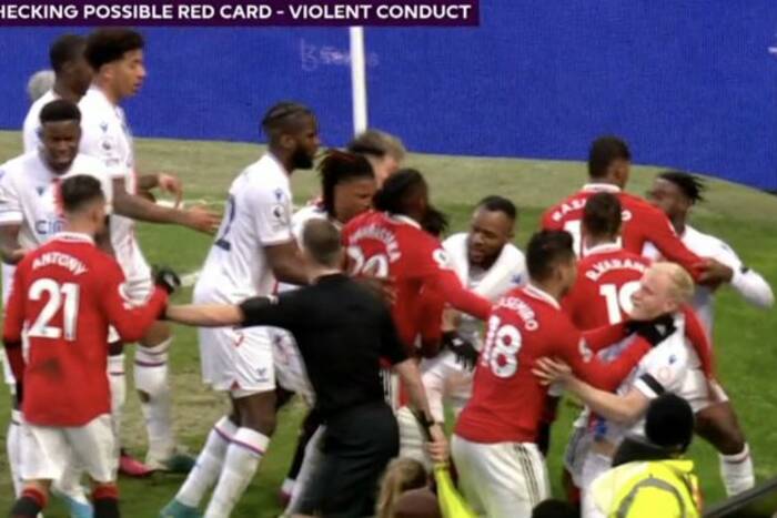 Zwycięstwo Manchesteru United! Kolejny gol Rashforda, Casemiro wyleciał za podduszenie rywala [WIDEO]