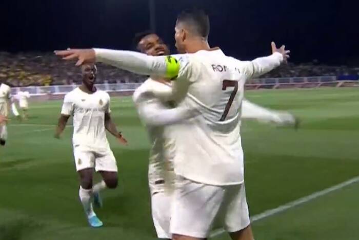 Cristiano Ronaldo rozkręcił się w Arabii Saudyjskiej! Hat-trick w pierwszej połowie [WIDEO]