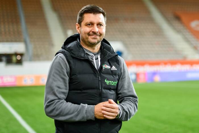 Dyrektor sportowy Lechii skomentował plotki o zwolnieniu trenera. Kaczmarek dostanie jeszcze jedną szansę
