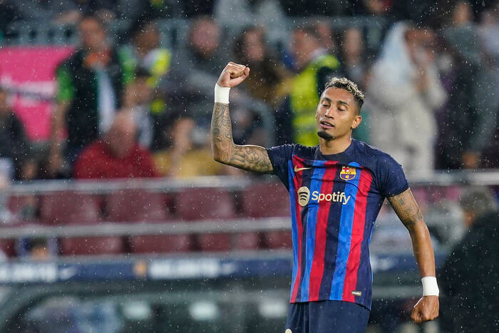 "W jego wieku grałem w drużynie podwórkowej". Raphinha zachwycony 15-letnim debiutantem FC Barcelony